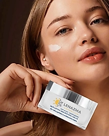 1 ADET SKİN-LİFTİNG BRIGHTENING CREAM (Cilt Sıkılaştırıcı & Aydınlatıcı Cream 1 Adet